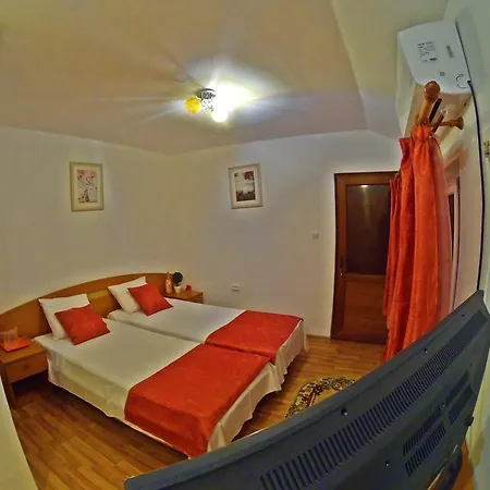 Casa De Langa Lac